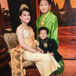 Meet your Posher, Chanty